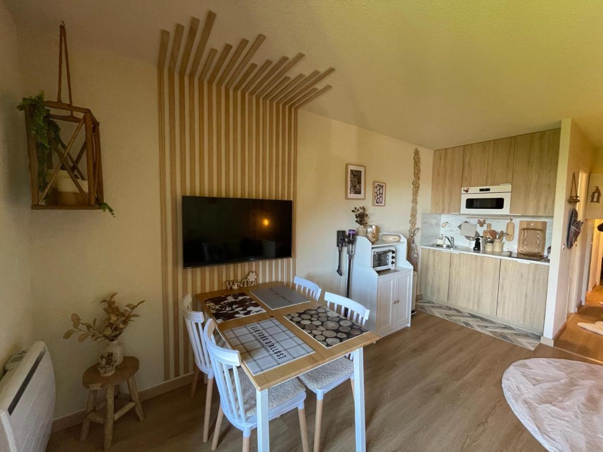 Les Marmottes Apartment *